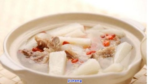 白玉山药与铁棍山药：哪个更适合煲汤？熟悉两者的区别