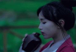 李子柒近照曝光，“仙女”人设崩塌，她终于翻车了！