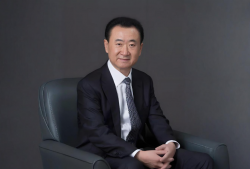 王健林钱紧拟减持万达电影，开年4次股权被冻结，已甩卖7座万达广场