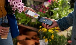 Apple 在 iPhone 上推出 Tap to Pay 以接受非接触式 NFC 支付